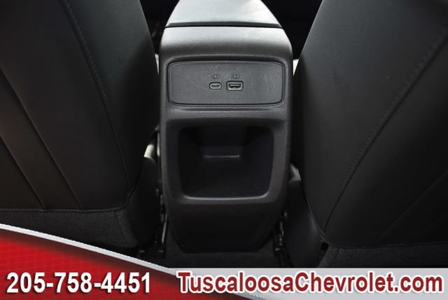 Used 2025 Chevrolet Trax LT FWD image 22