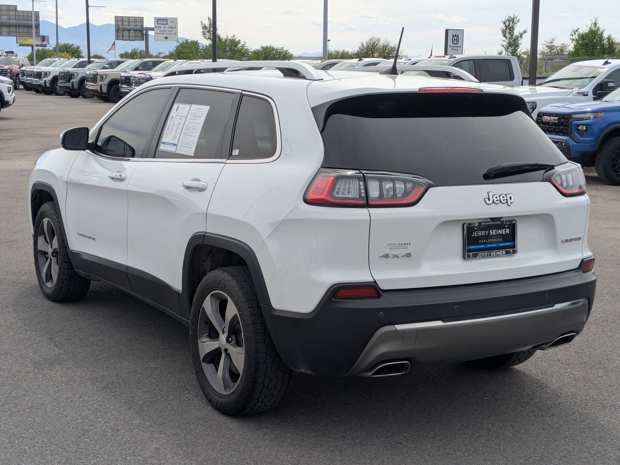 Used 2020 Jeep Cherokee Limited AWD/4WD image 4