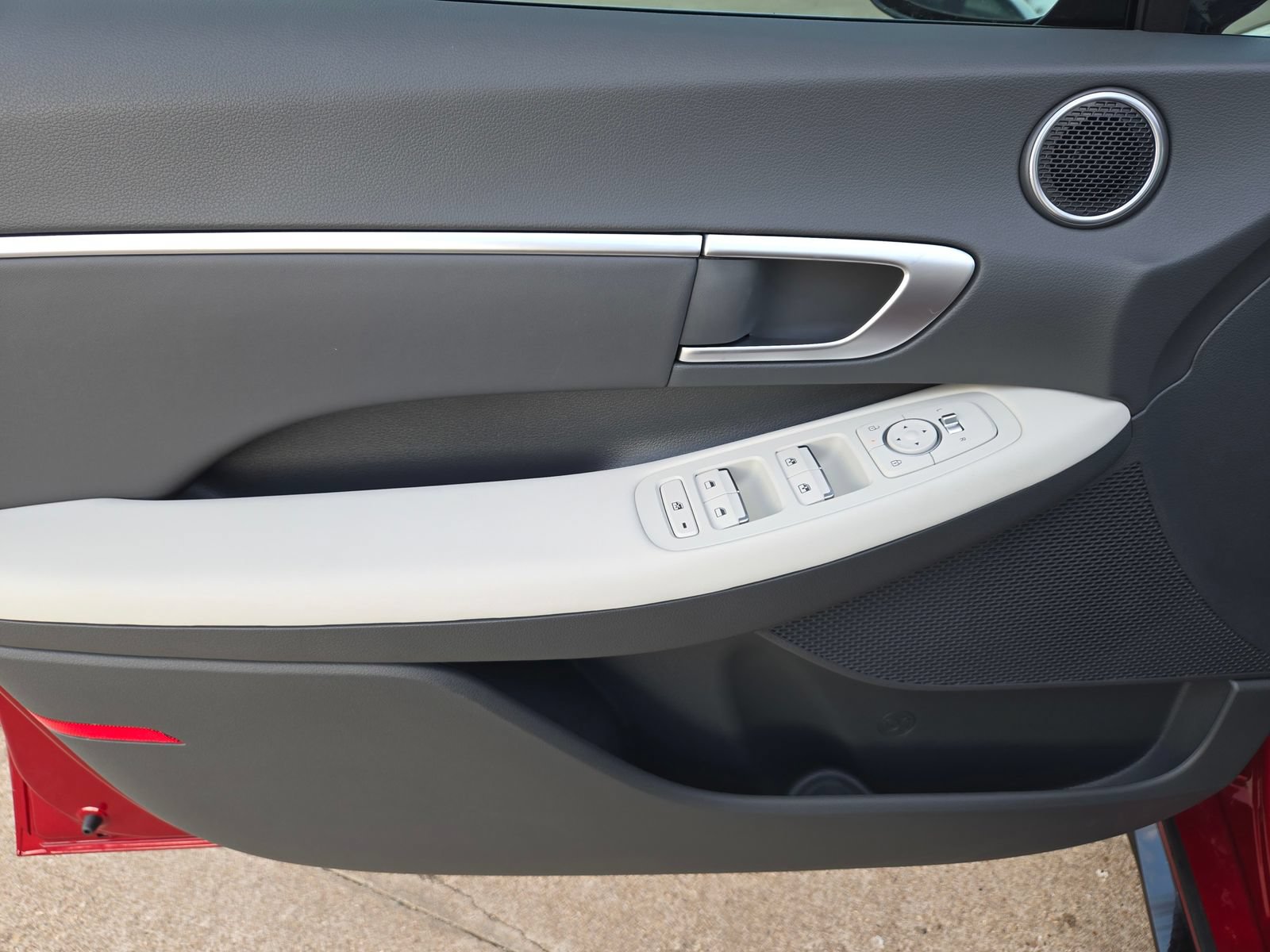 New 2026 Hyundai Sonata SEL FWD image 19