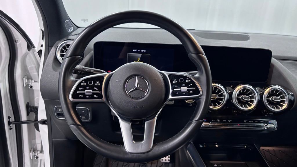 Certified 2022 Mercedes-Benz GLA 250 4MATIC image 13