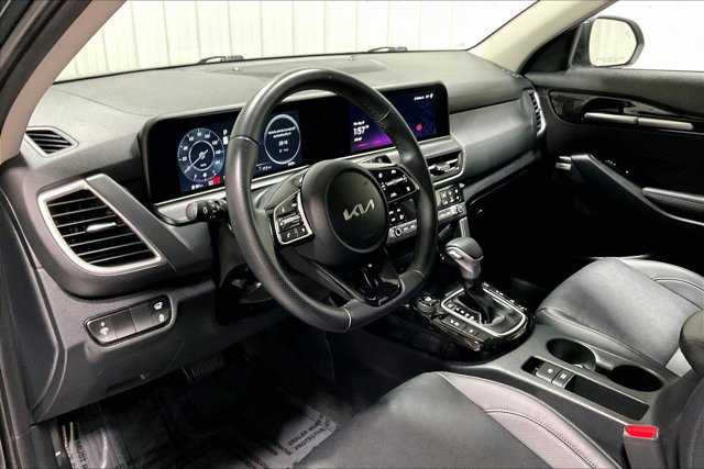 Used 2026 Kia Seltos SX w/ SX Sunroof Package AWD/4WD image 14