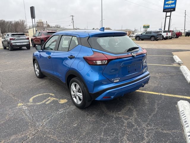 Used 2021 Nissan Kicks S image 5