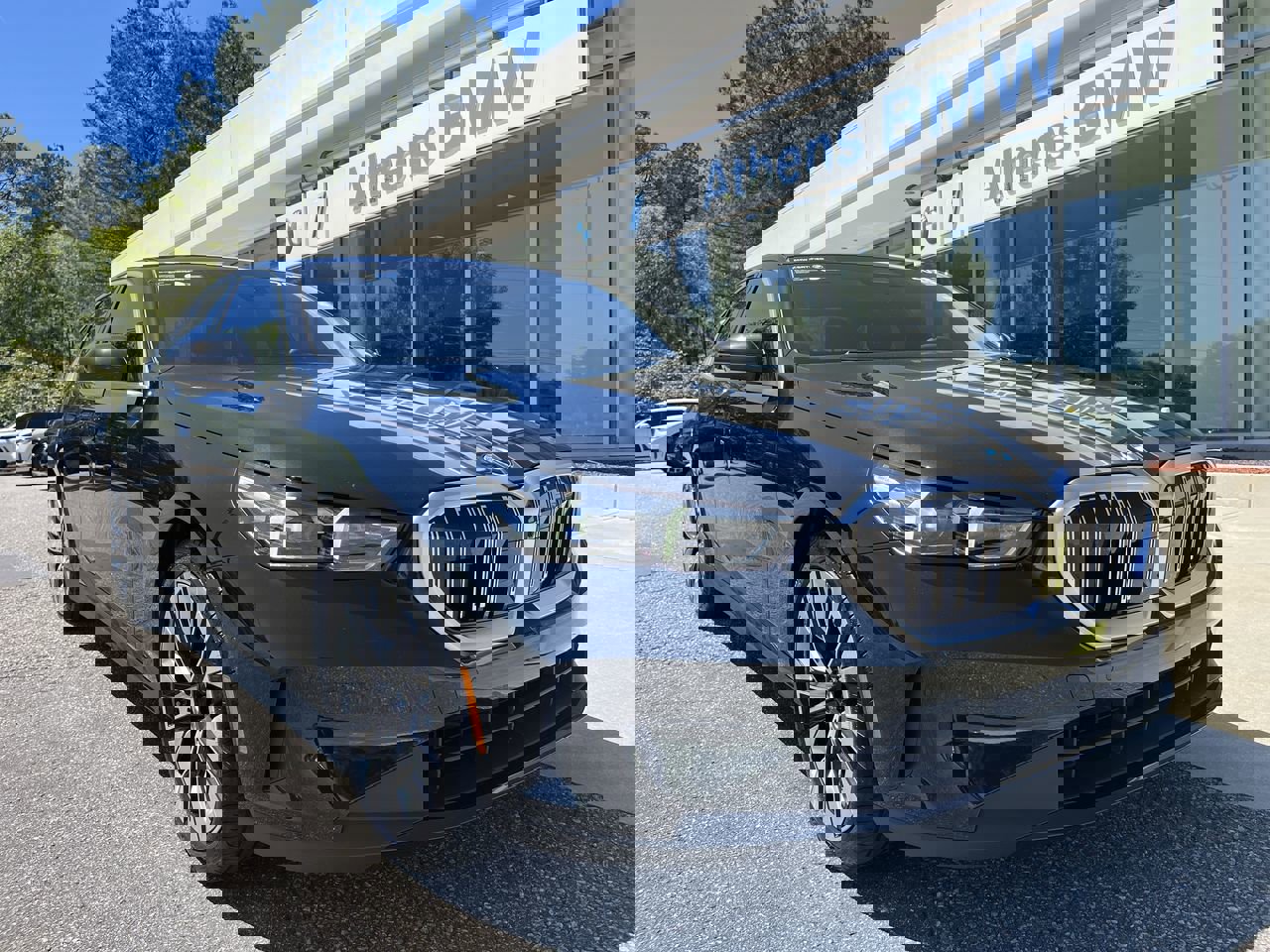 Certified 2025 BMW 530i w/ Premium Package image 1