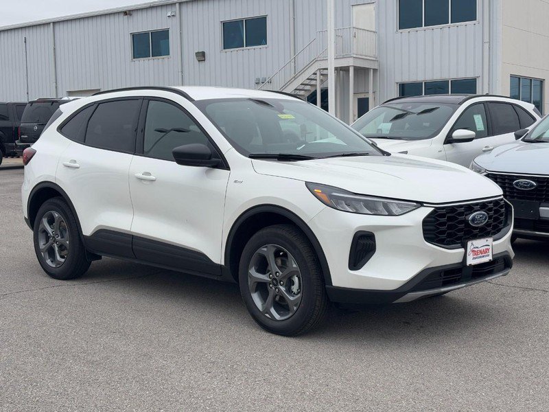 New 2026 Ford Escape ST-Line w/ Tech Pack #1 AWD/4WD image 2