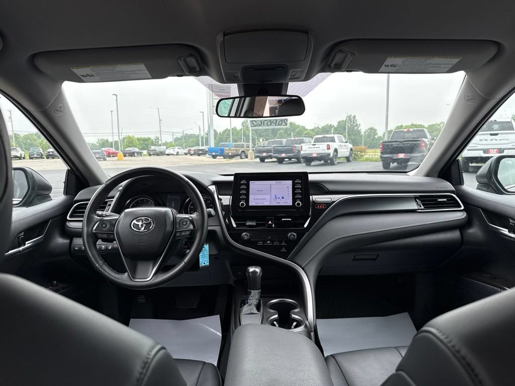 Used 2024 Toyota Camry SE FWD image 16