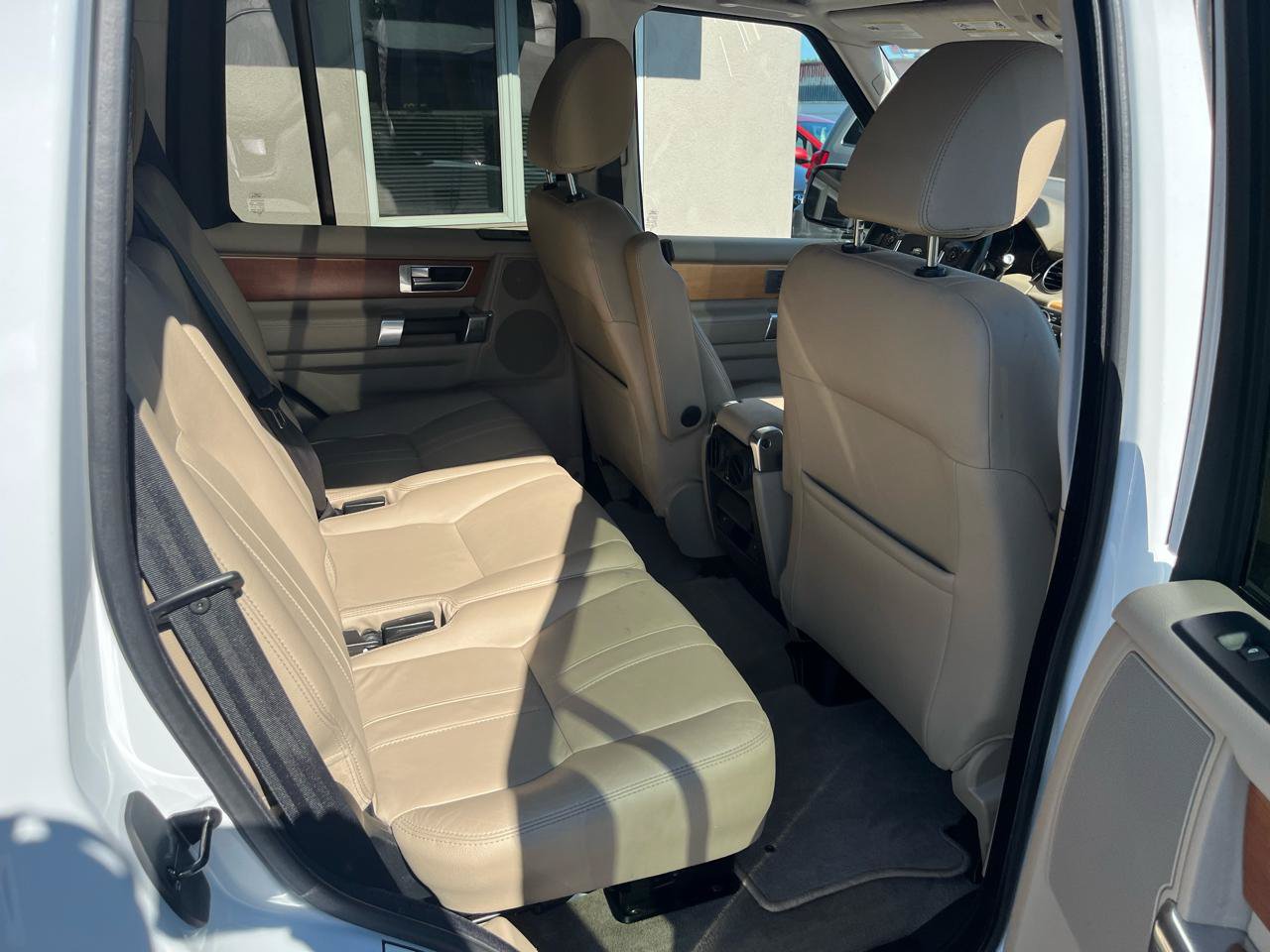 Used 2012 Land Rover LR4 HSE AWD/4WD image 31