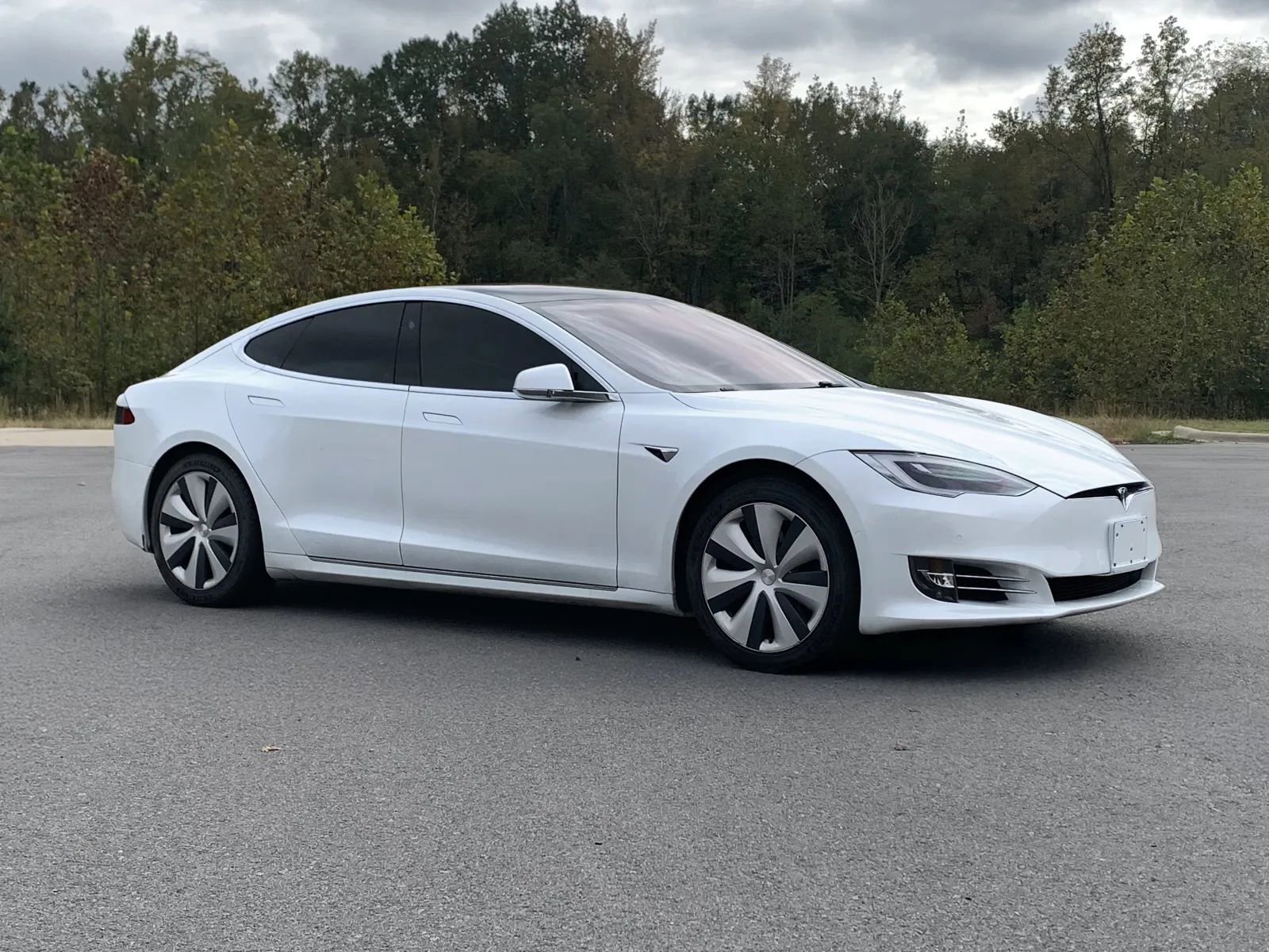 Used 2020 Tesla Model S AWD image 1