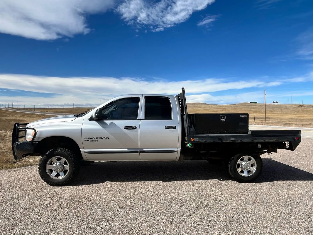 Used 2006 Dodge Ram 2500 Truck SLT w/ Quad Cab Big Horn Value Group image 2