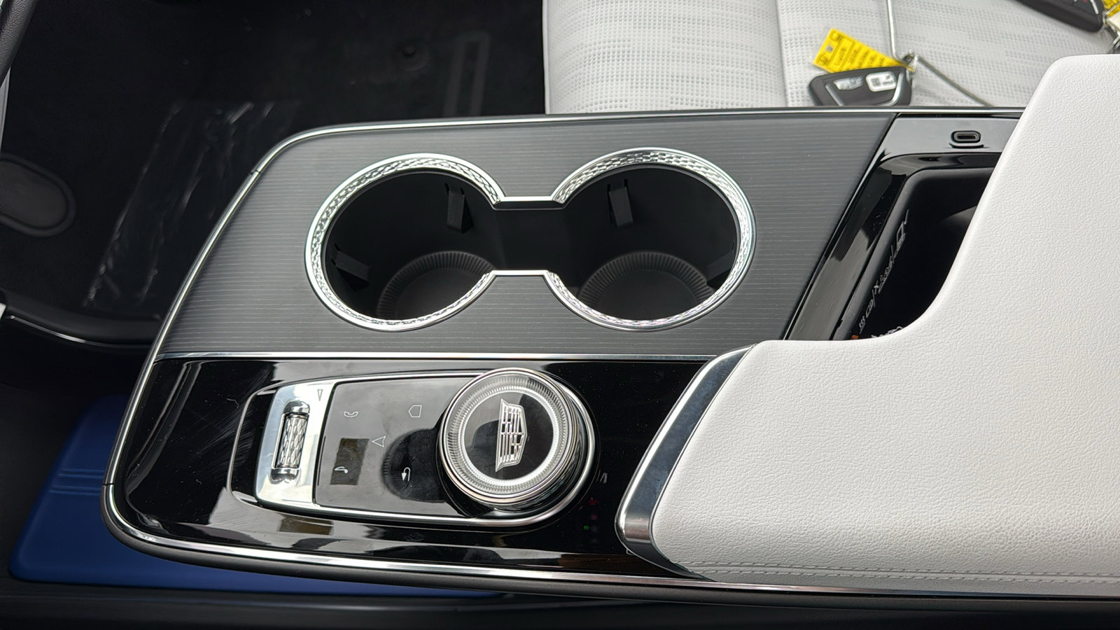 New 2026 Cadillac Lyriq Premium Luxury image 22