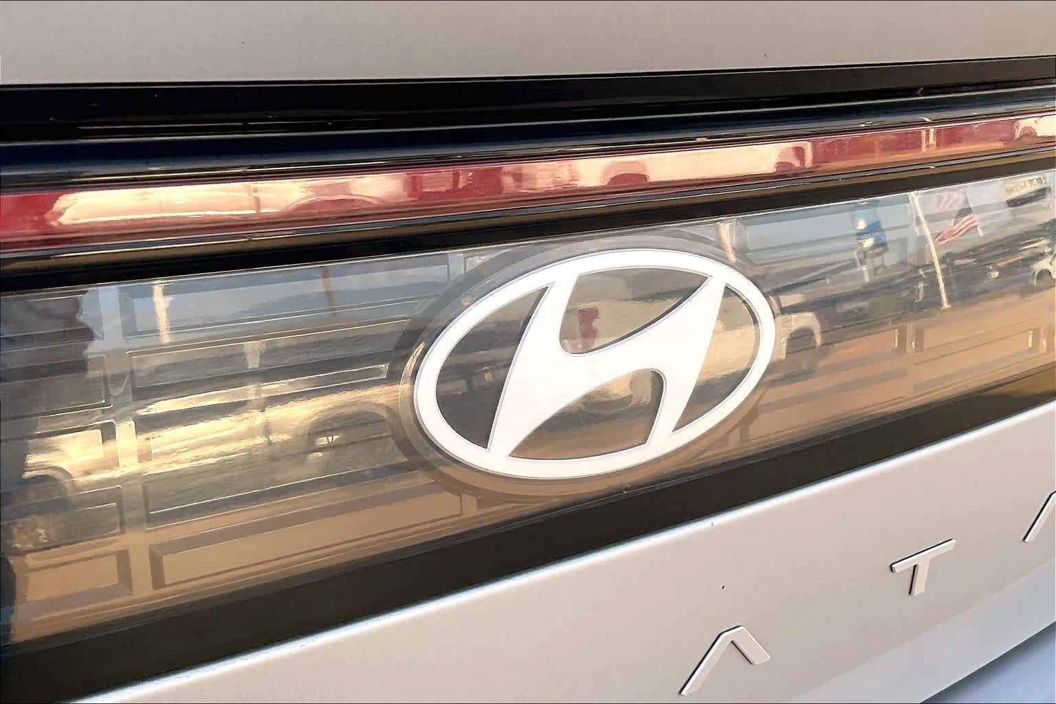 Used 2025 Hyundai Sonata SEL FWD image 27