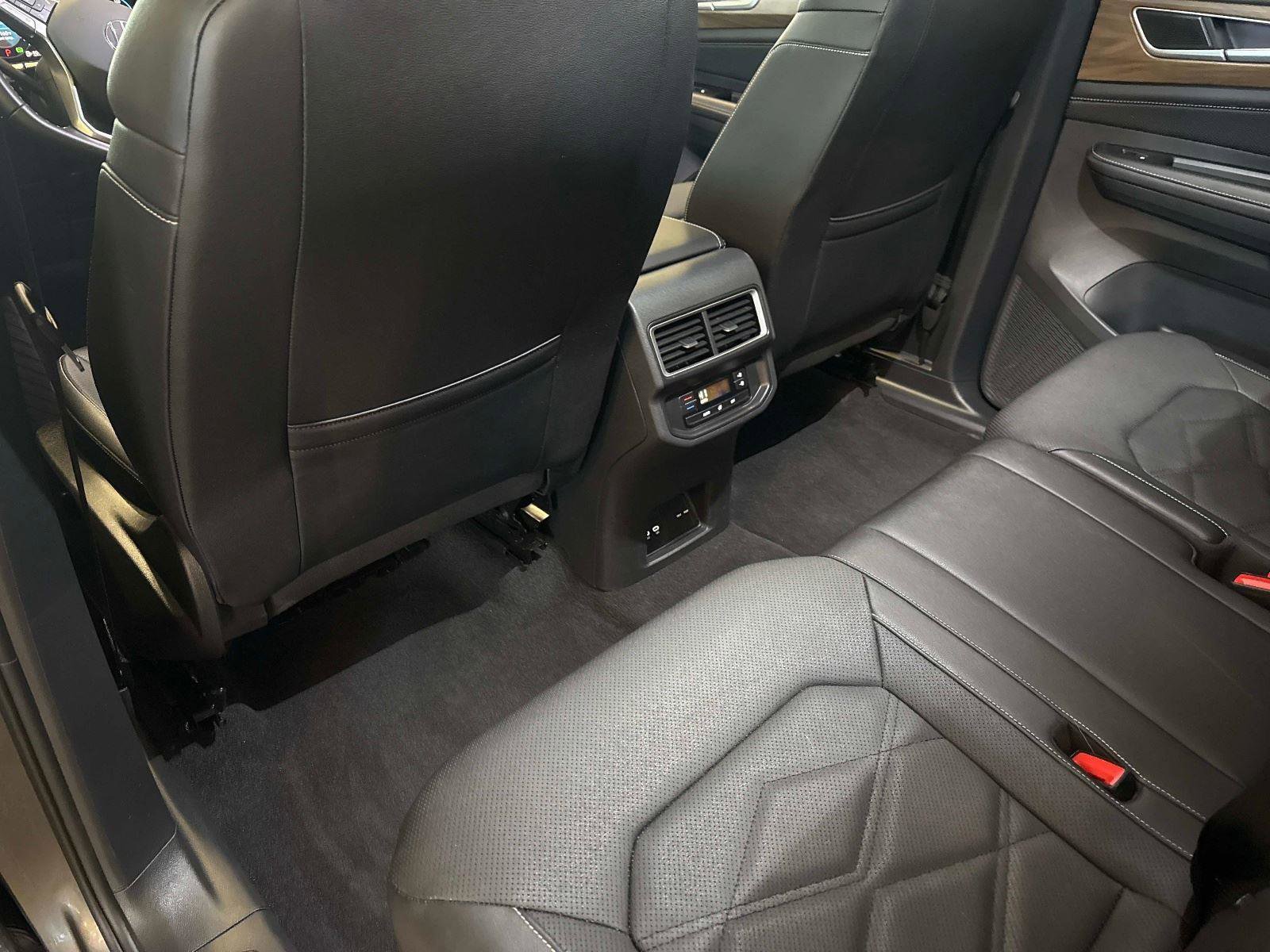 Used 2021 Nissan Rogue Sport S image 44