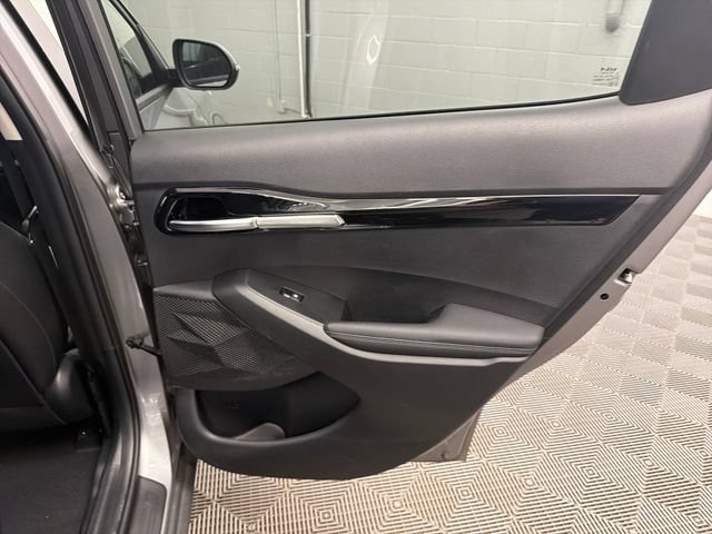 Certified 2025 Kia Seltos S AWD/4WD image 16