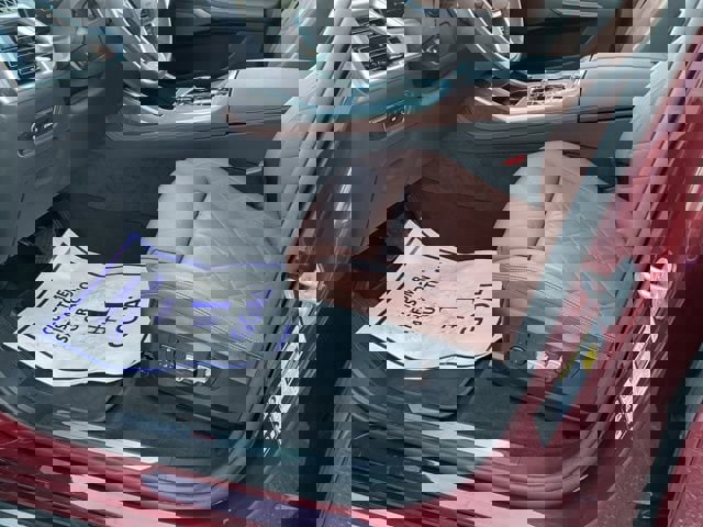 Used 2024 BMW X7 xDrive40i image 33