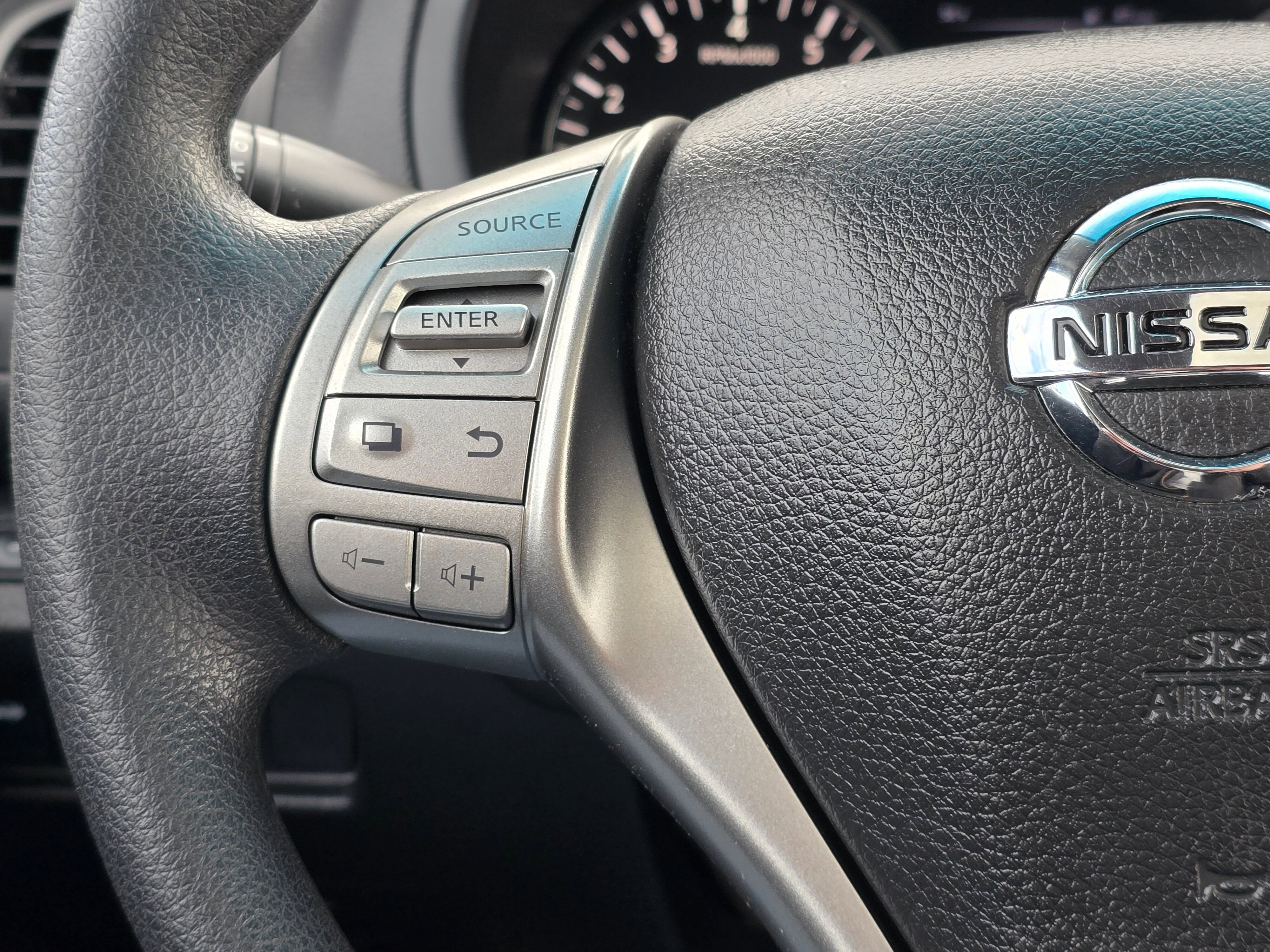 Used 2015 Nissan Altima 2.5 S w/ Special Edition Package FWD image 31