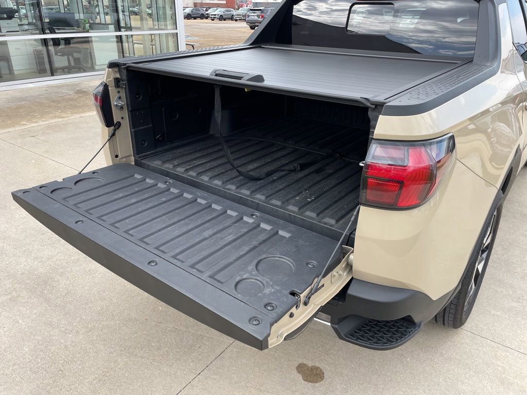 Used 2023 Hyundai Santa Cruz Limited image 15