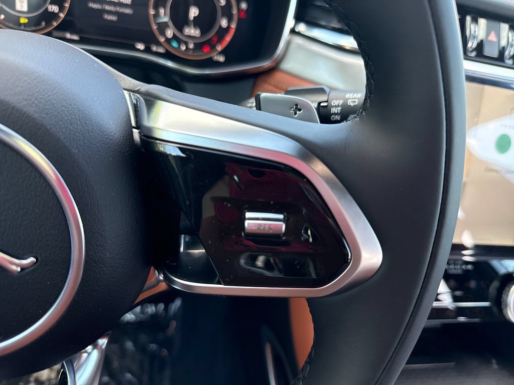 New 2026 Jaguar F-PACE R-Dynamic S AWD/4WD image 21