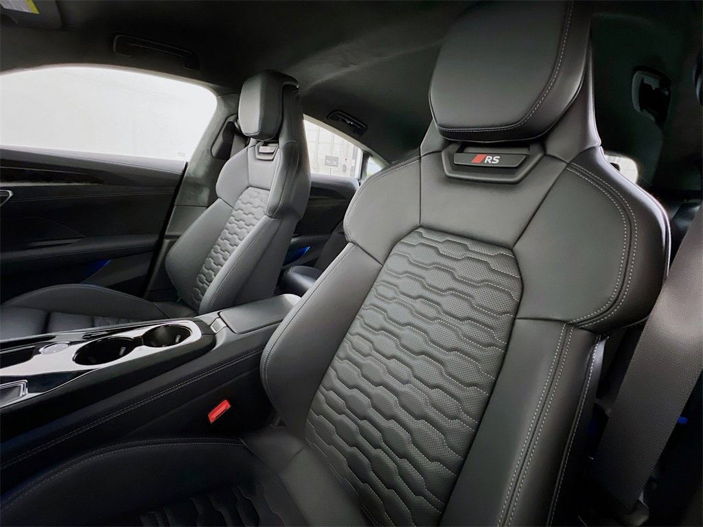 New 2026 Audi RS e-tron GT performance image 10