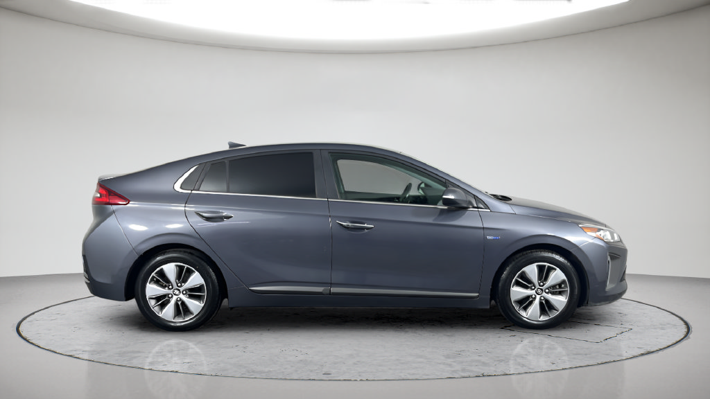Used 2018 Hyundai Ioniq Limited FWD image 6