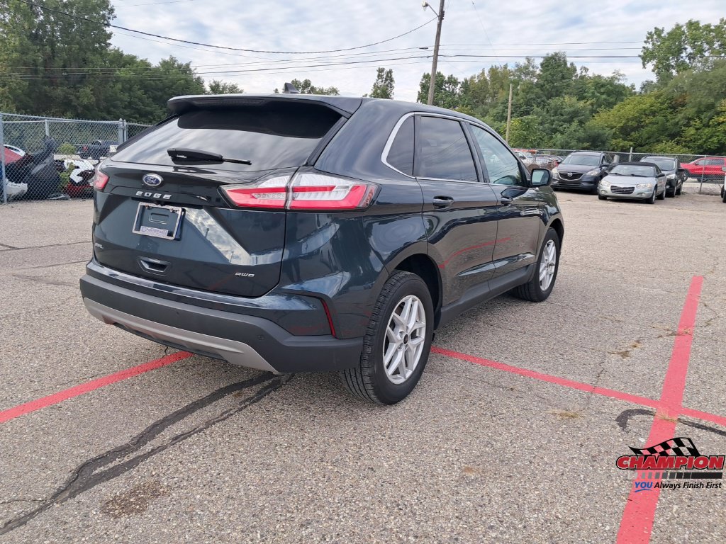 Used 2023 Ford Edge SEL AWD/4WD image 6