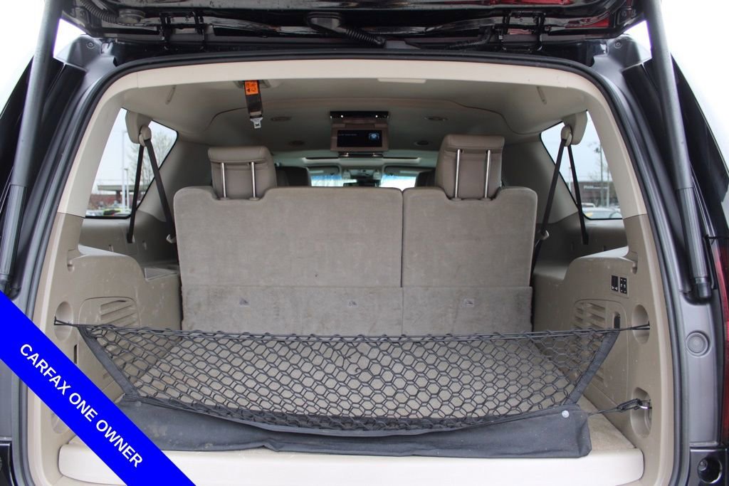 Used 2017 Chevrolet Suburban Premier image 11