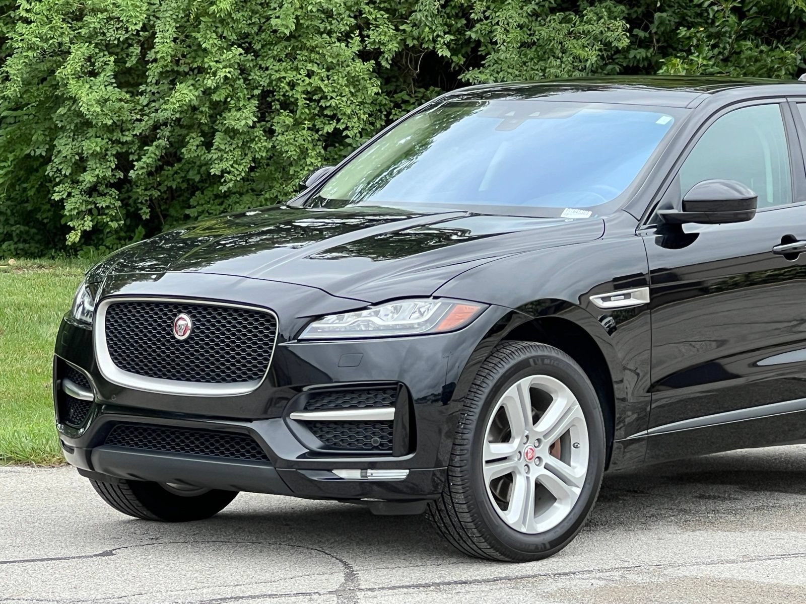 Used 2020 Jaguar F-PACE R-Sport AWD/4WD image 12