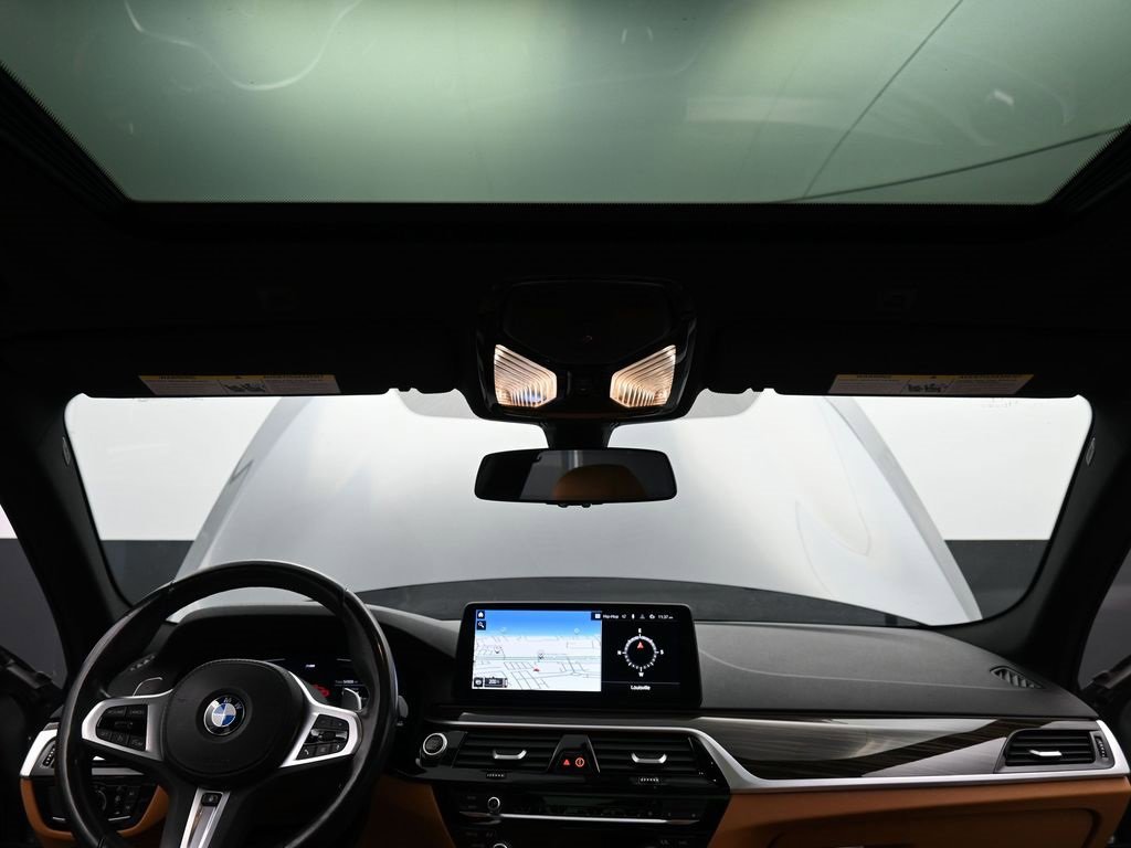 Used 2023 BMW 540i xDrive w/ M Sport Package image 16