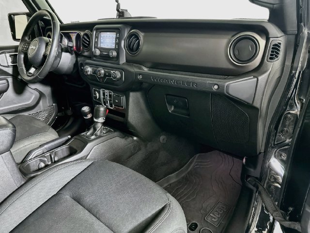 Used 2018 Jeep Wrangler Unlimited Sport AWD/4WD image 26