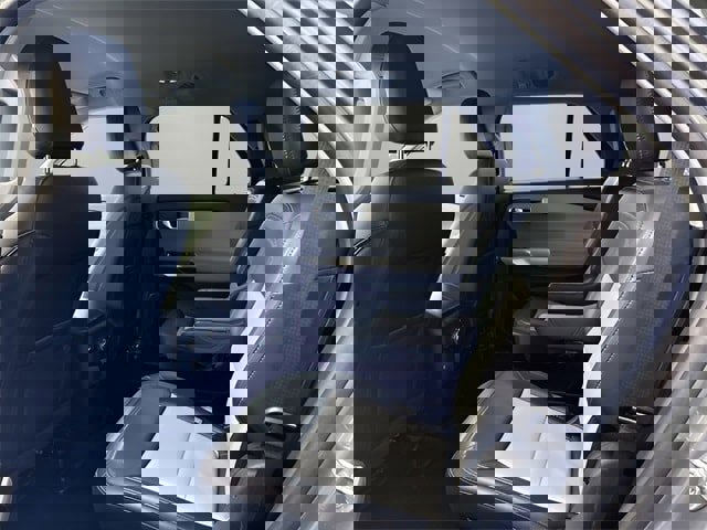 Used 2022 Ford Explorer XLT w/ Equipment Group 202A image 18