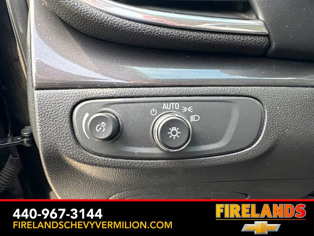 Used 2020 Buick Encore Preferred FWD image 15