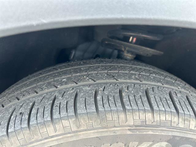 Used 2023 Ford Explorer XLT w/ Equipment Group 202A image 10