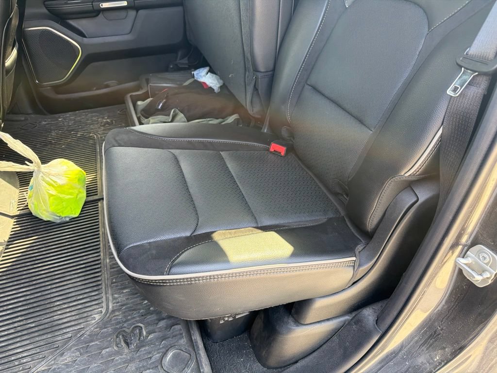Used 2024 RAM 1500 Laramie AWD/4WD image 25