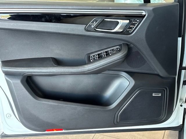 Used 2022 Porsche Macan S AWD/4WD image 19