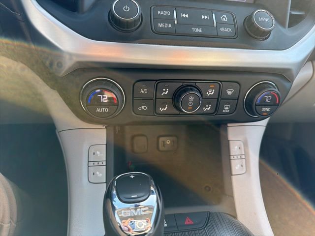 Used 2017 GMC Acadia SLT image 9