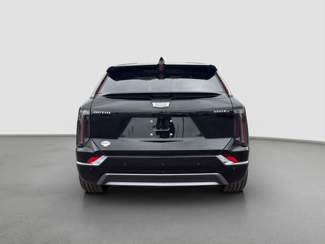 Used 2025 Cadillac Optiq Sport 2 image 5