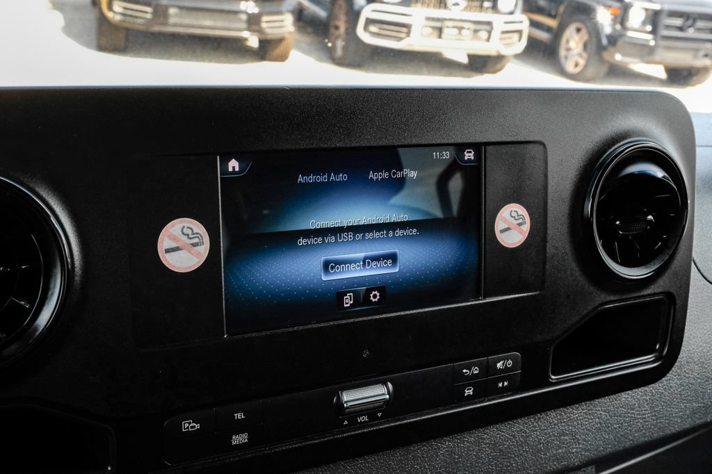 Used 2024 Mercedes-Benz Sprinter 2500 image 22