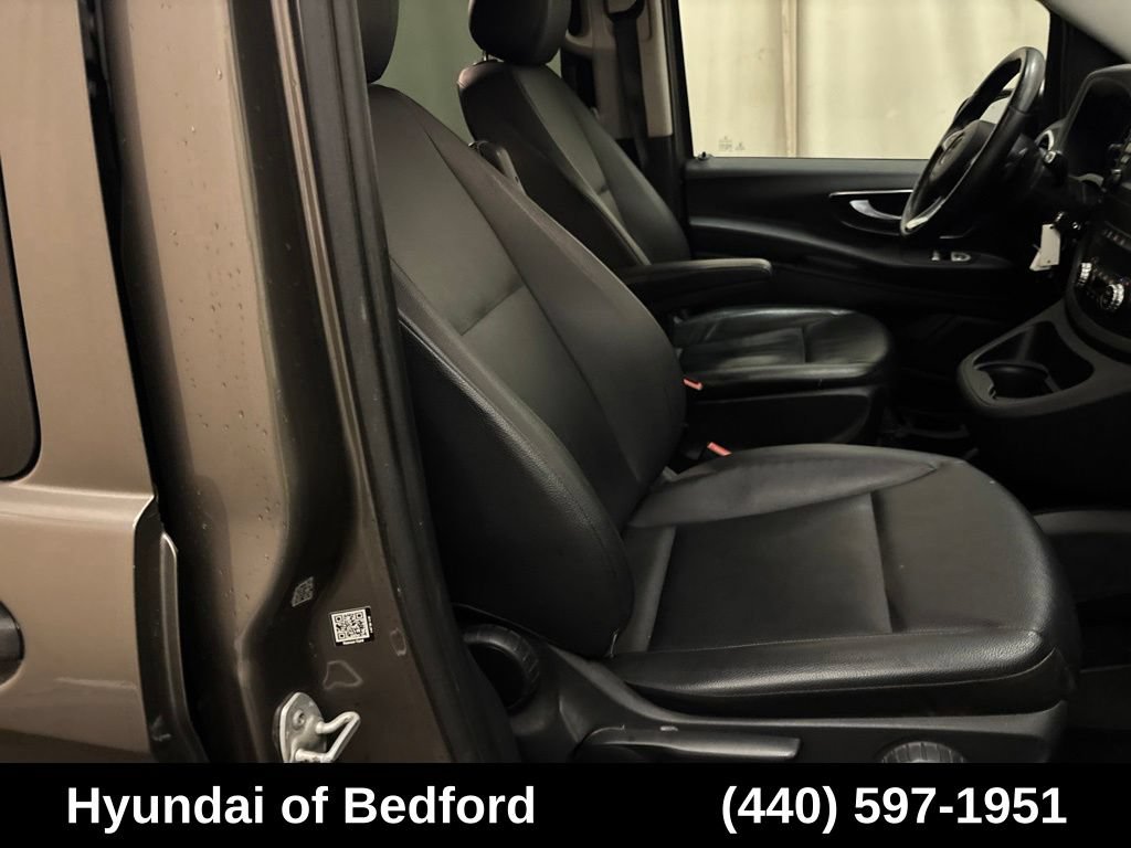 Used 2016 Mercedes-Benz Metris Passenger image 25