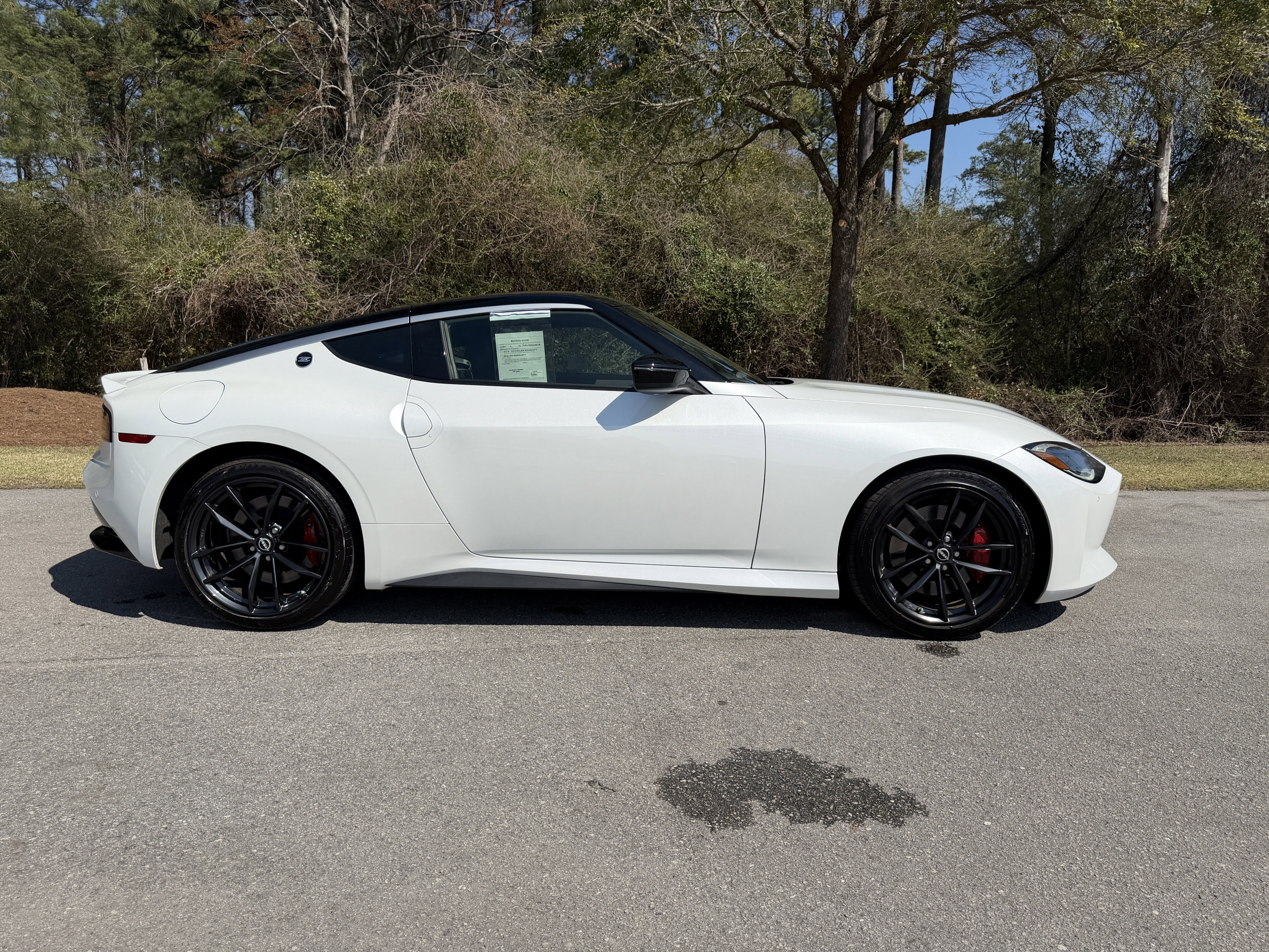 Used 2024 Nissan Z Performance w/ Floor Mat Package RWD image 31