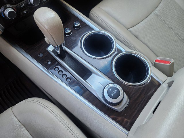 Used 2014 Nissan Pathfinder Platinum w/ Platinum Premium Package image 17