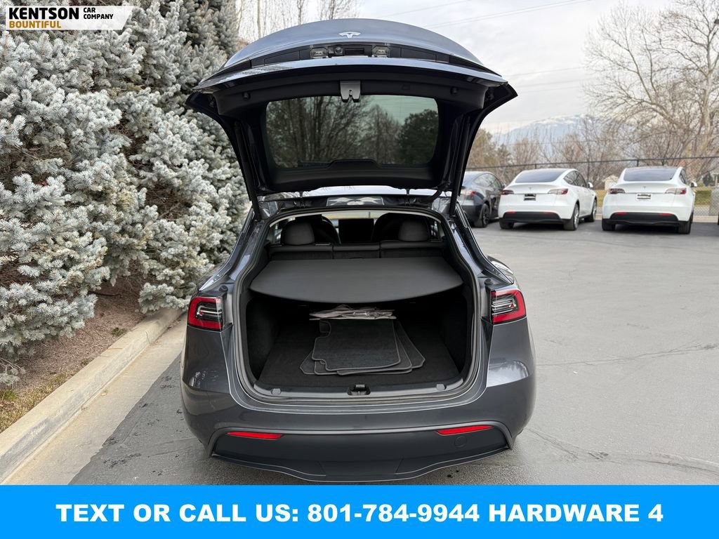 Used 2023 Tesla Model Y Long Range image 33