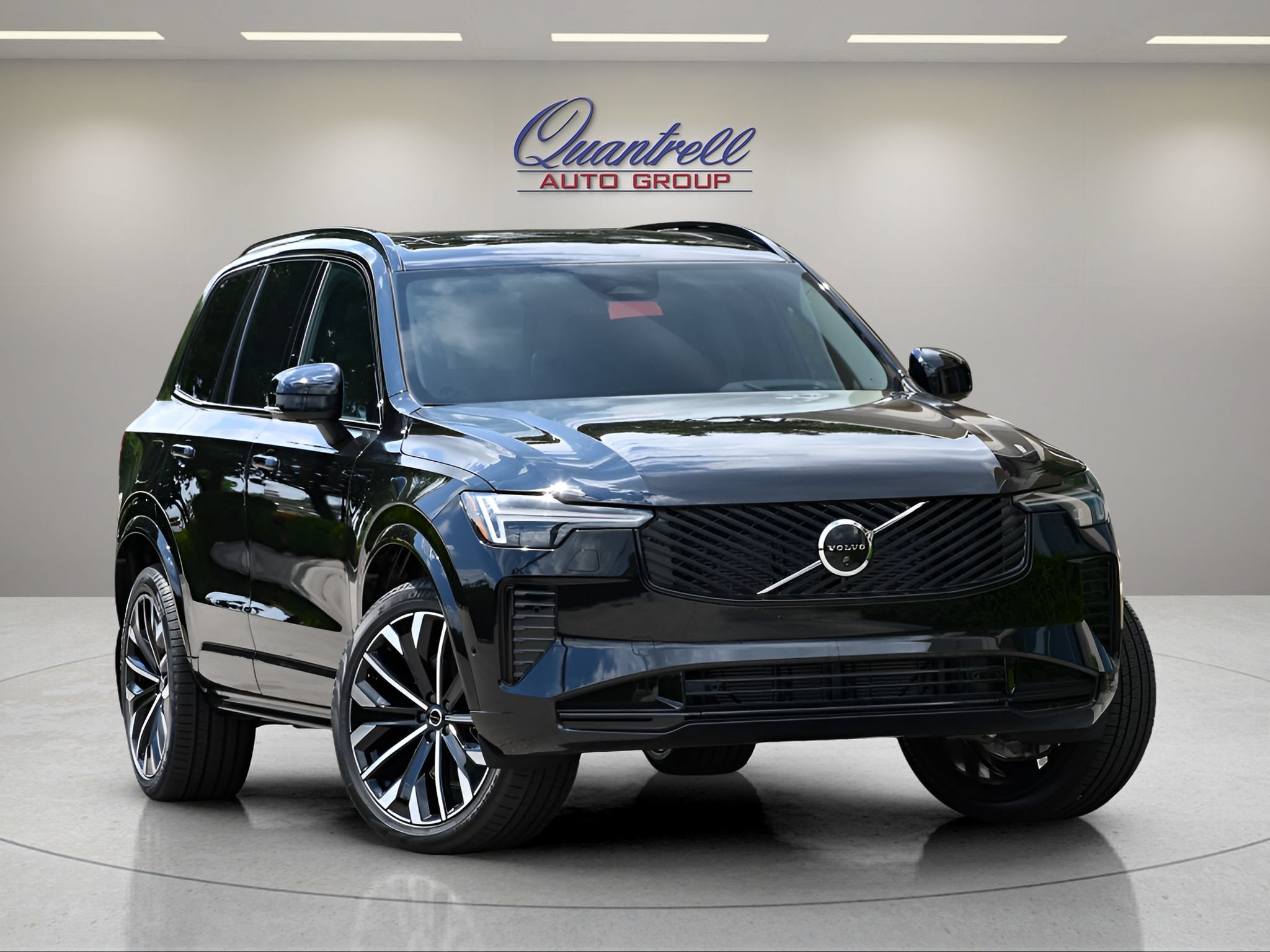 New 2026 Volvo XC90 B6 Ultra w/ Protection Package Premier