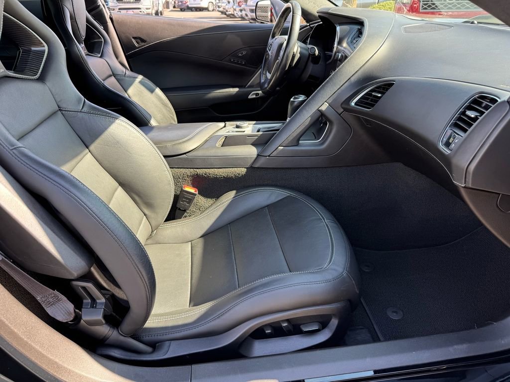 Used 2015 Chevrolet Corvette Stingray Coupe w/ 3LT Preferred Equipment Group image 18