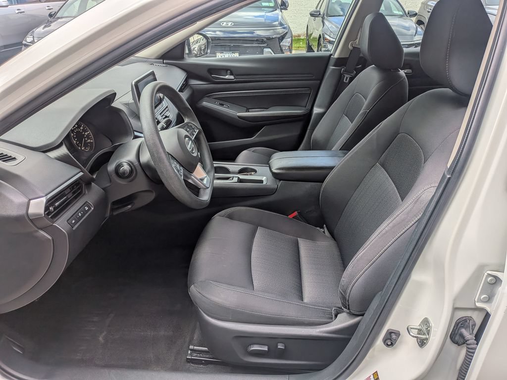Used 2020 Nissan Altima 2.5 S FWD image 10