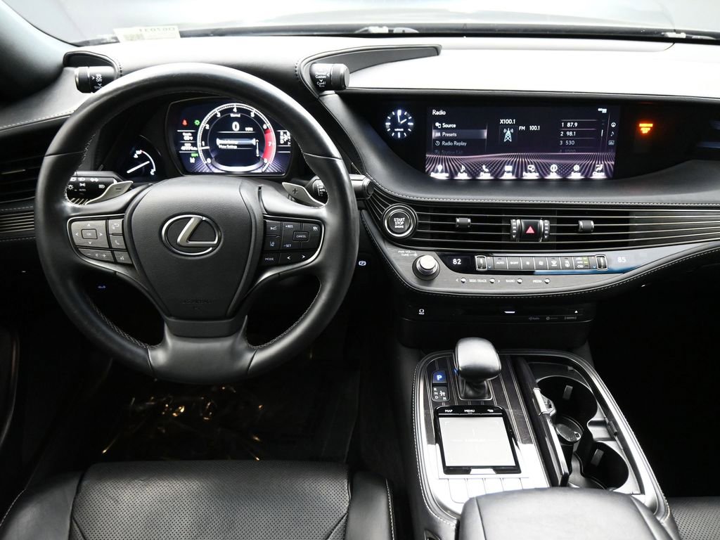 Used 2020 Lexus LS 500 w/ Accessory Package (Z2) RWD image 6