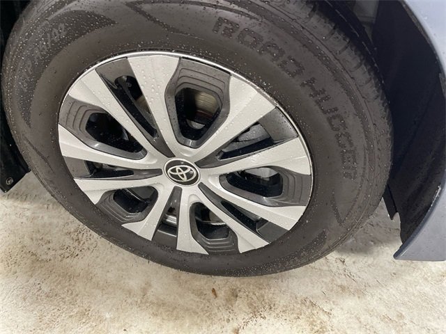 Used 2022 Toyota Corolla LE image 10