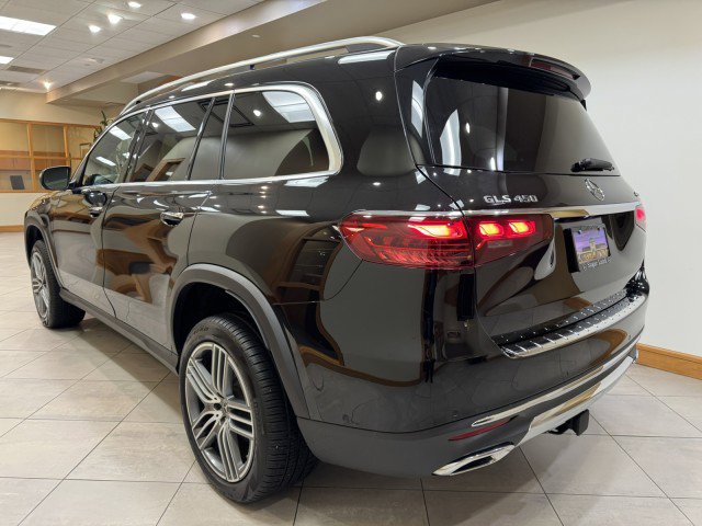 Certified 2025 Mercedes-Benz GLS 450 4MATIC image 3