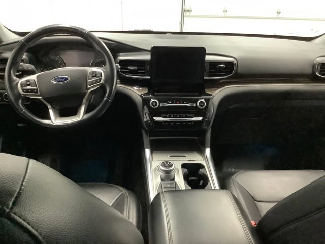 Used 2021 Ford Explorer Limited AWD/4WD image 14
