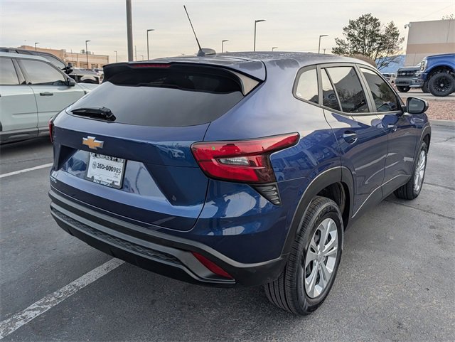 Used 2024 Chevrolet Trax LS image 6