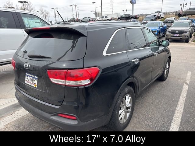Used 2016 Kia Sorento LX image 5