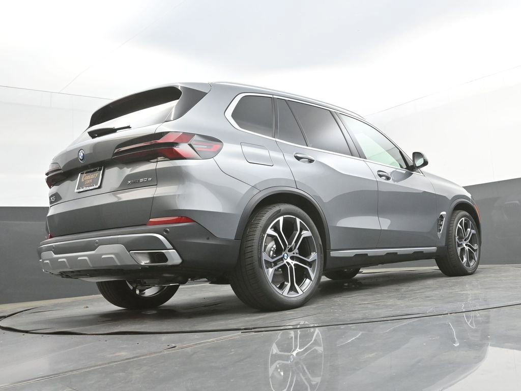 New 2026 BMW X5 xDrive50e AWD/4WD image 46