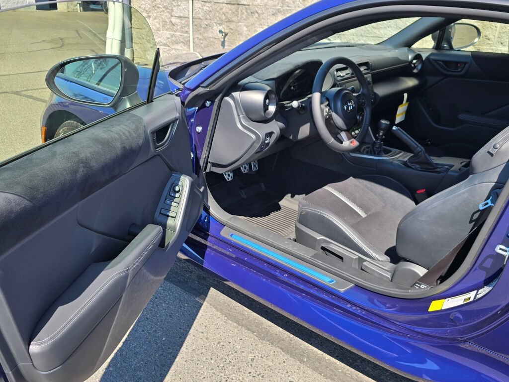 New 2026 Toyota GR86 Premium w/ ALL Weather Mat Package (TMS) RWD image 10